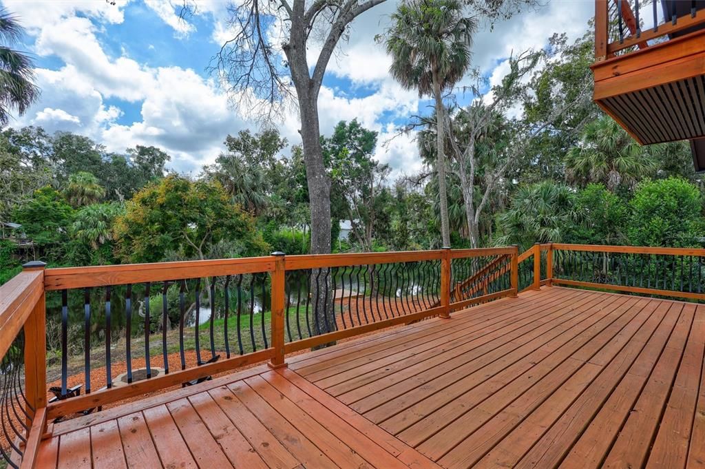 На продажу: $529,900 (3 спален, 2 ванн, 1963 Квадратных фут)