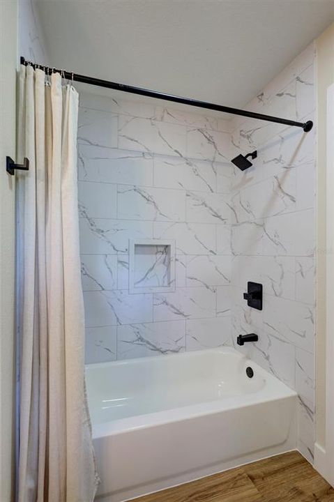 На продажу: $529,900 (3 спален, 2 ванн, 1963 Квадратных фут)