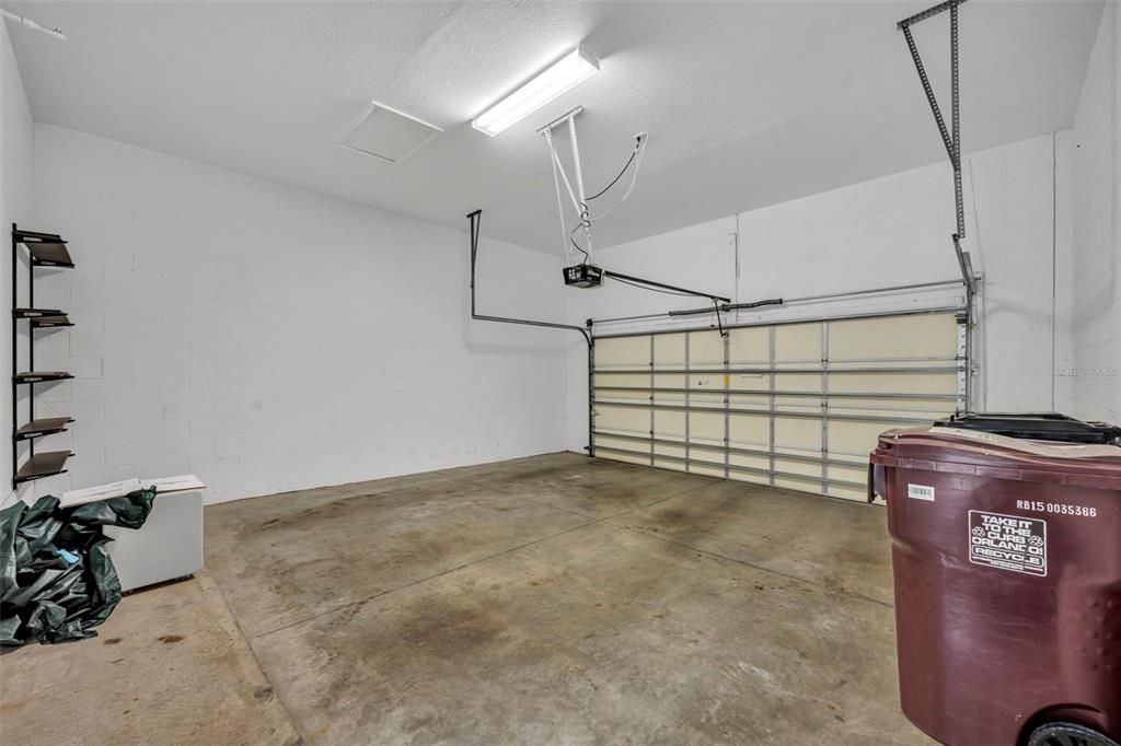 Activo con contrato: $775,000 (3 camas, 2 baños, 2625 Pies cuadrados)