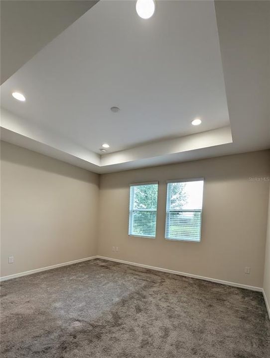 For Sale: $324,900 (2 beds, 2 baths, 1637 Square Feet)