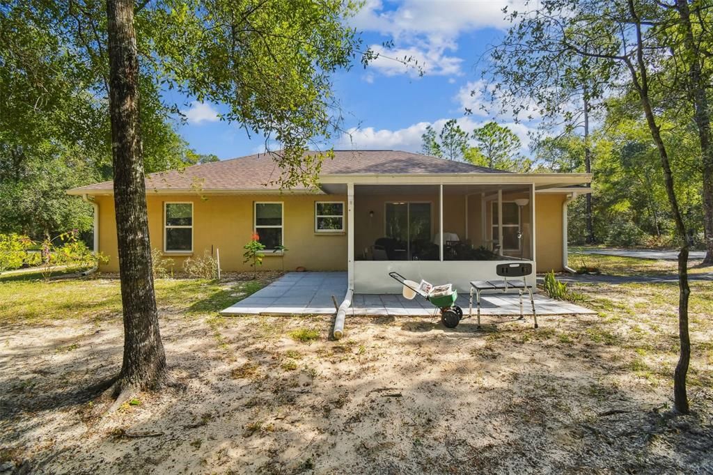 For Sale: $325,000 (3 beds, 2 baths, 1164 Square Feet)