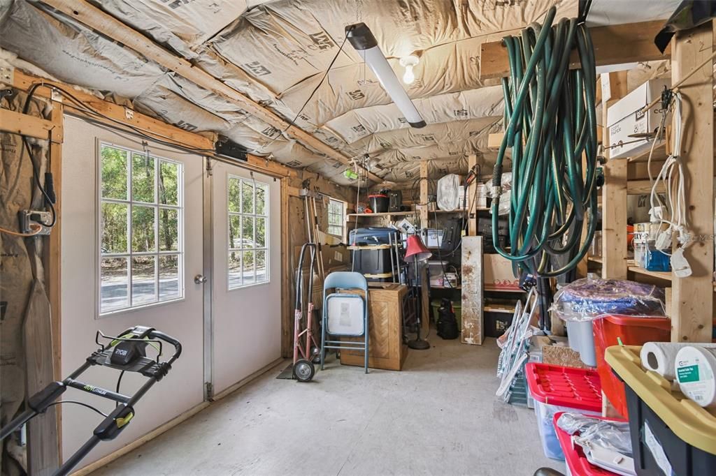 For Sale: $325,000 (3 beds, 2 baths, 1164 Square Feet)