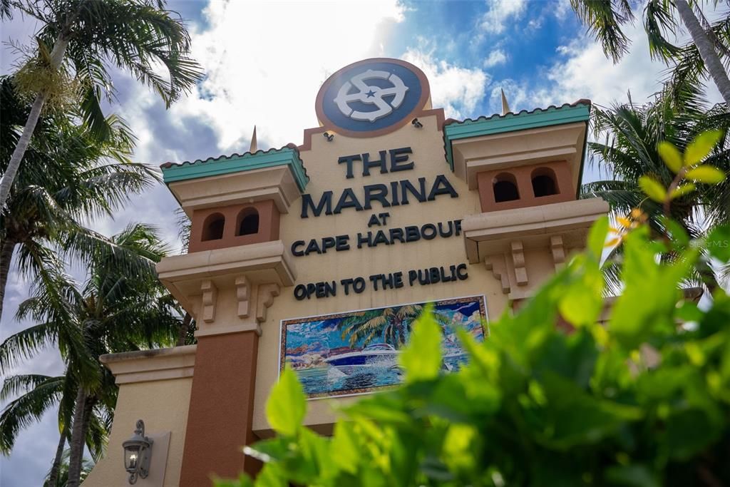 For Sale: $640,000 (3 beds, 3 baths, 2552 Square Feet)