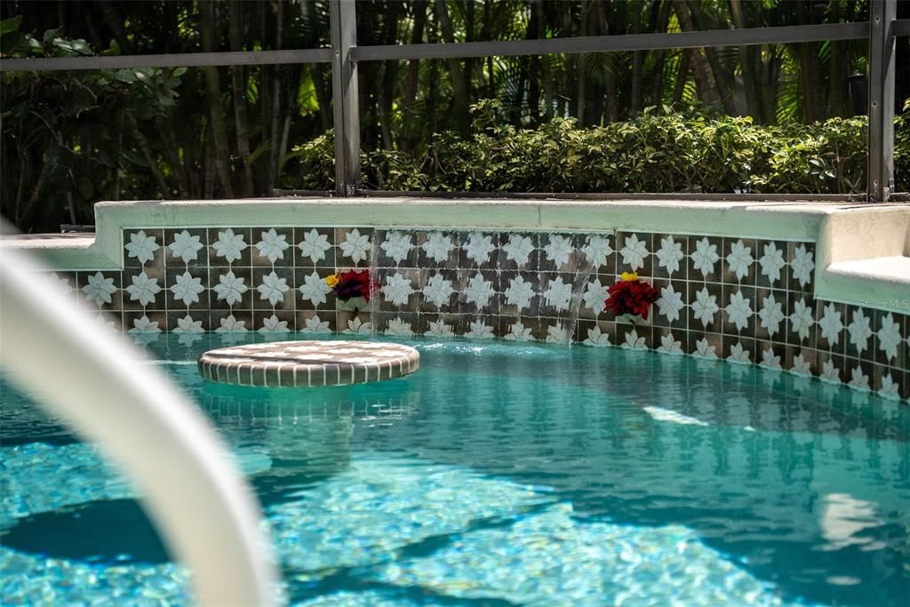 For Sale: $640,000 (3 beds, 3 baths, 2552 Square Feet)