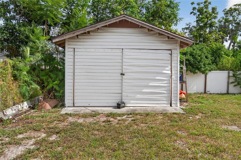 На продажу: $183,000 (3 спален, 1 ванн, 1628 Квадратных фут)