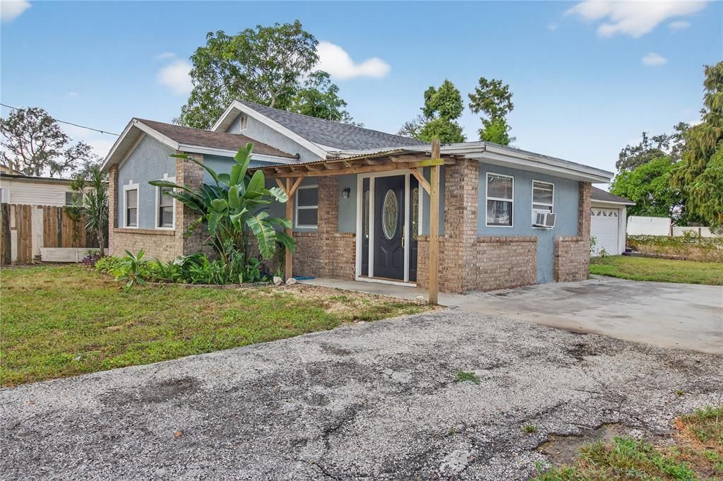 На продажу: $183,000 (3 спален, 1 ванн, 1628 Квадратных фут)