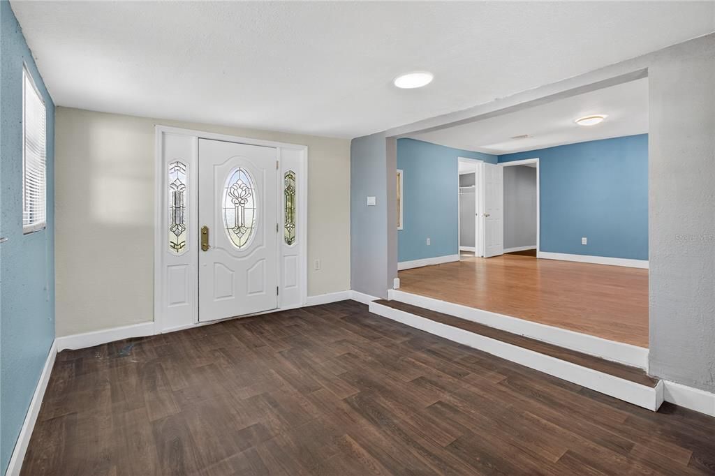 На продажу: $183,000 (3 спален, 1 ванн, 1628 Квадратных фут)