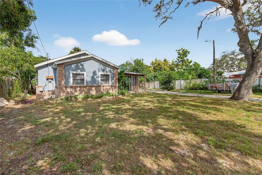 На продажу: $183,000 (3 спален, 1 ванн, 1628 Квадратных фут)