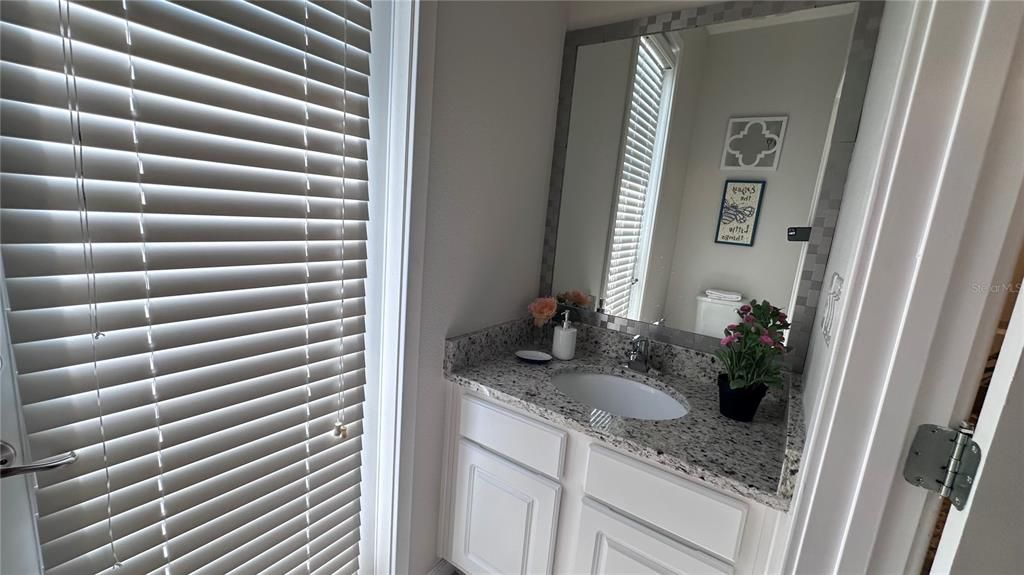 For Rent: $3,850 (4 beds, 3 baths, 1937 Square Feet)