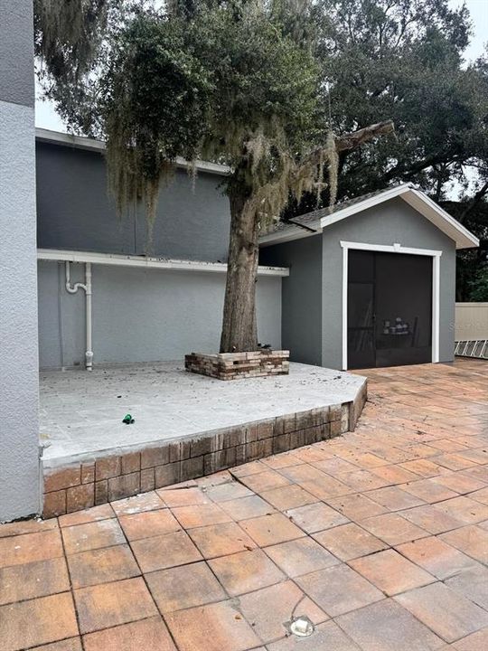 Active With Contract: $350,000 (4 beds, 2 baths, 1560 Square Feet)