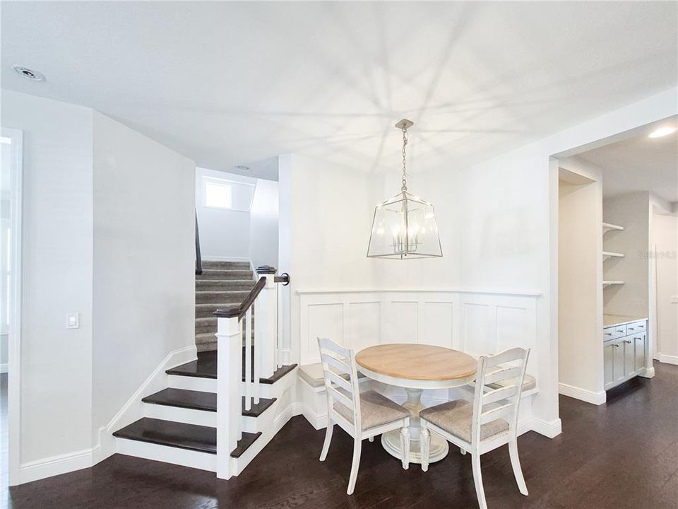 For Rent: $3,400 (3 beds, 2 baths, 2005 Square Feet)