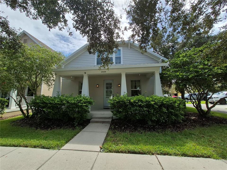 For Rent: $3,400 (3 beds, 2 baths, 2005 Square Feet)