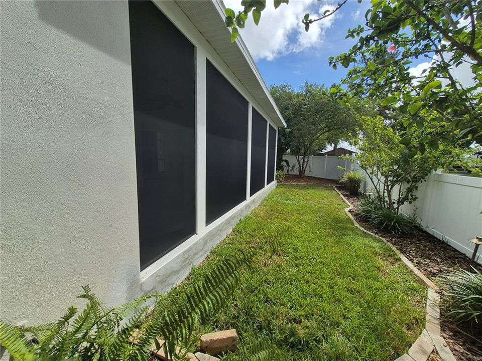 For Rent: $3,400 (3 beds, 2 baths, 2005 Square Feet)