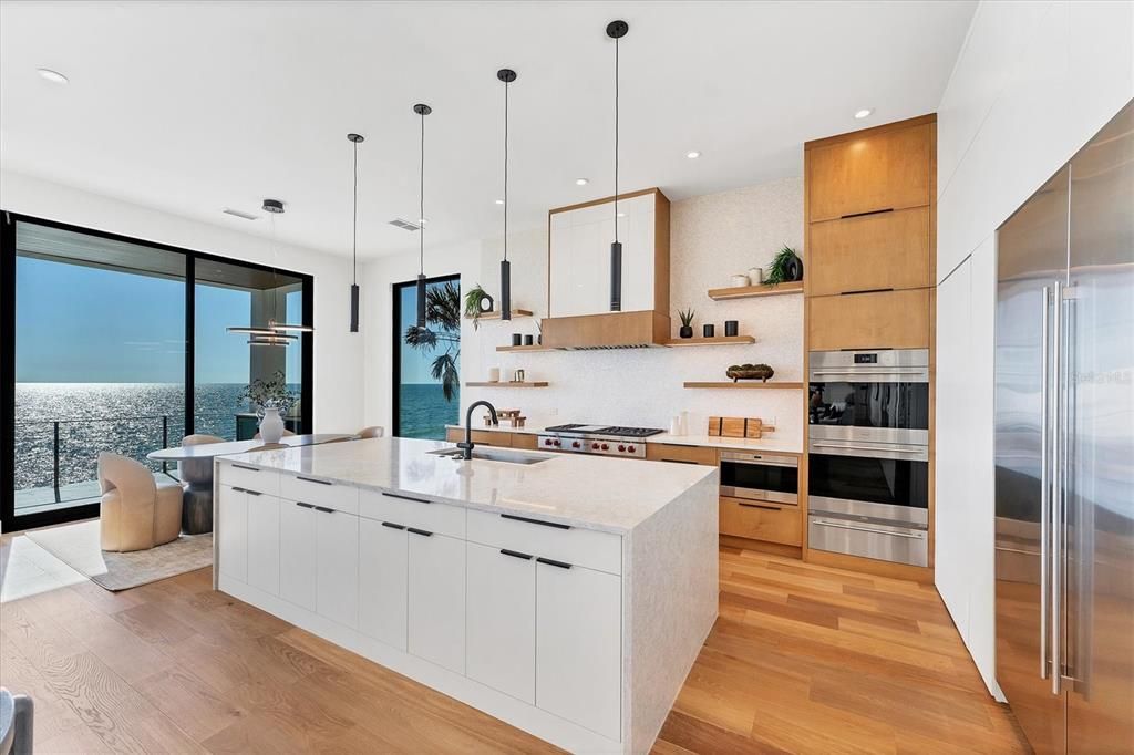 待售: $9,950,000 (6 贝兹, 6 浴室, 7977 平方英尺)