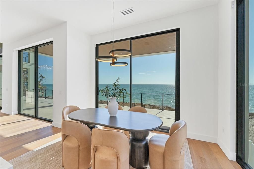 待售: $9,950,000 (6 贝兹, 6 浴室, 7977 平方英尺)