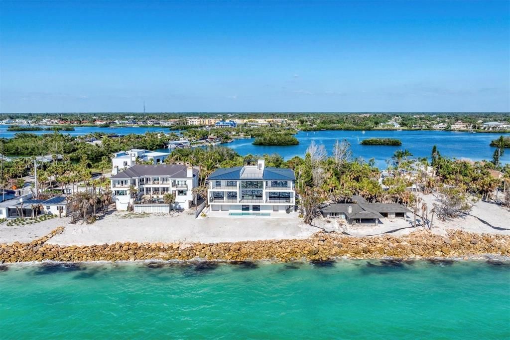 待售: $9,950,000 (6 贝兹, 6 浴室, 7977 平方英尺)