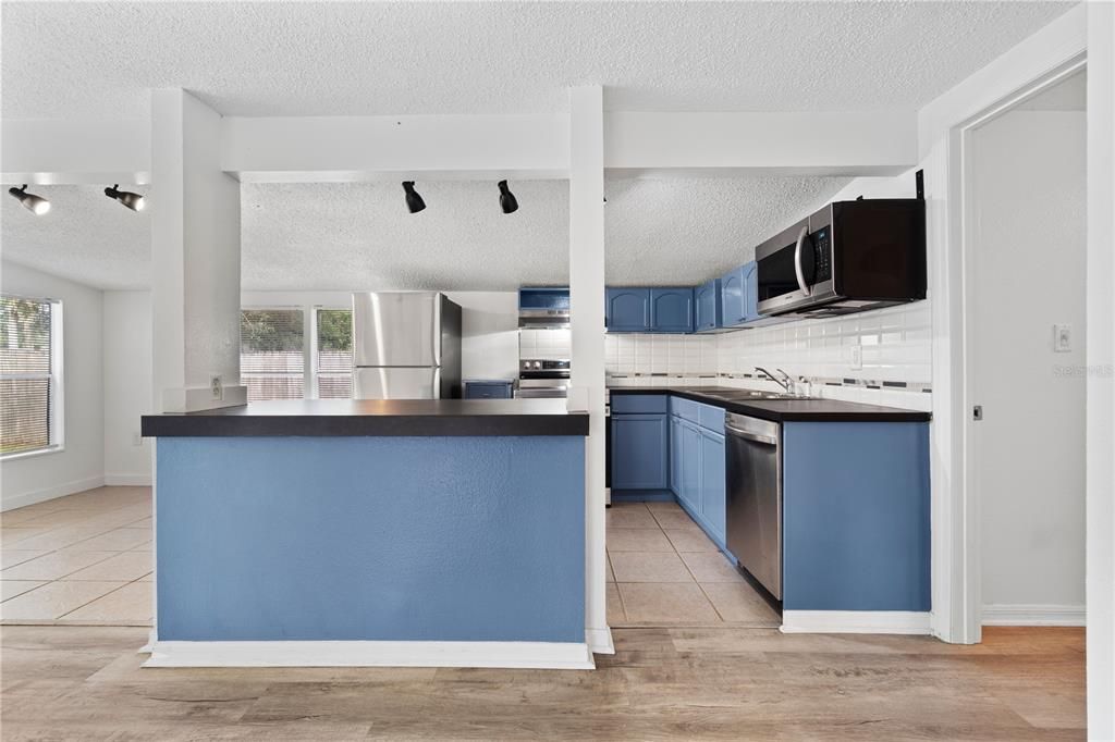 For Rent: $1,650 (2 beds, 2 baths, 1020 Square Feet)