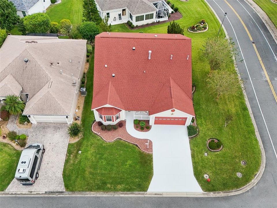 合同活跃: $425,000 (3 贝兹, 2 浴室, 2216 平方英尺)