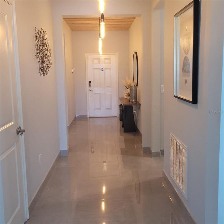 For Rent: $3,200 (3 beds, 2 baths, 1737 Square Feet)