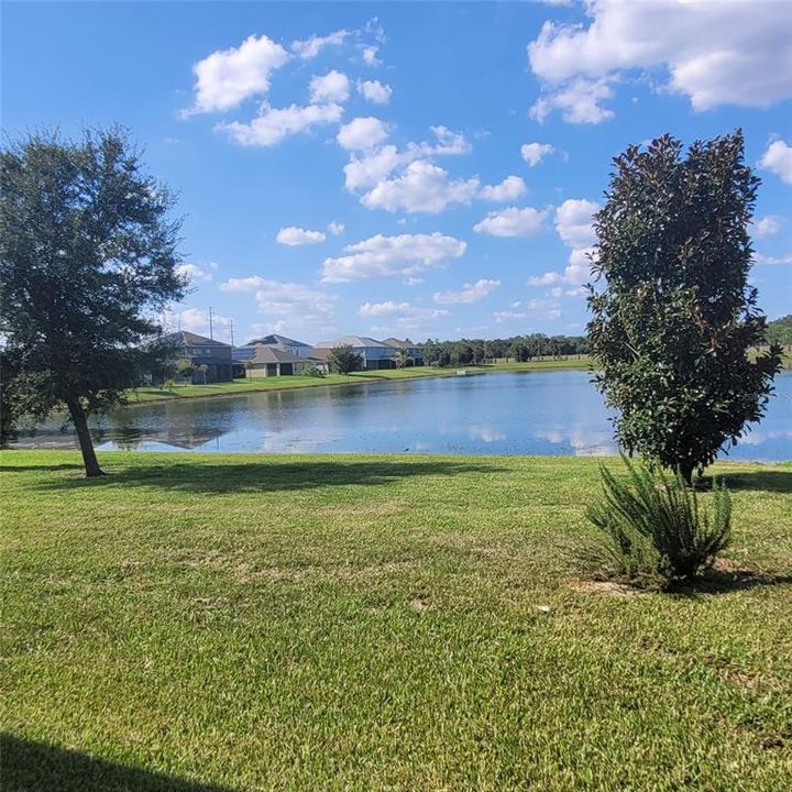 For Rent: $3,200 (3 beds, 2 baths, 1737 Square Feet)