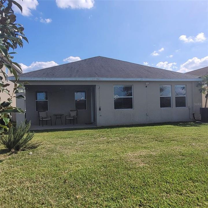 For Rent: $3,200 (3 beds, 2 baths, 1737 Square Feet)