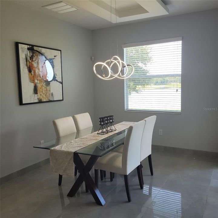 For Rent: $3,200 (3 beds, 2 baths, 1737 Square Feet)