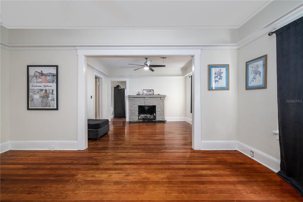 На продажу: $200,000 (3 спален, 1 ванн, 1108 Квадратных фут)