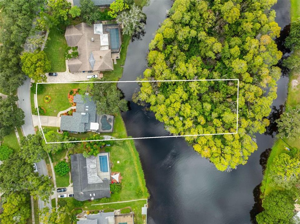 For Sale: $875,000 (3 beds, 2 baths, 2350 Square Feet)