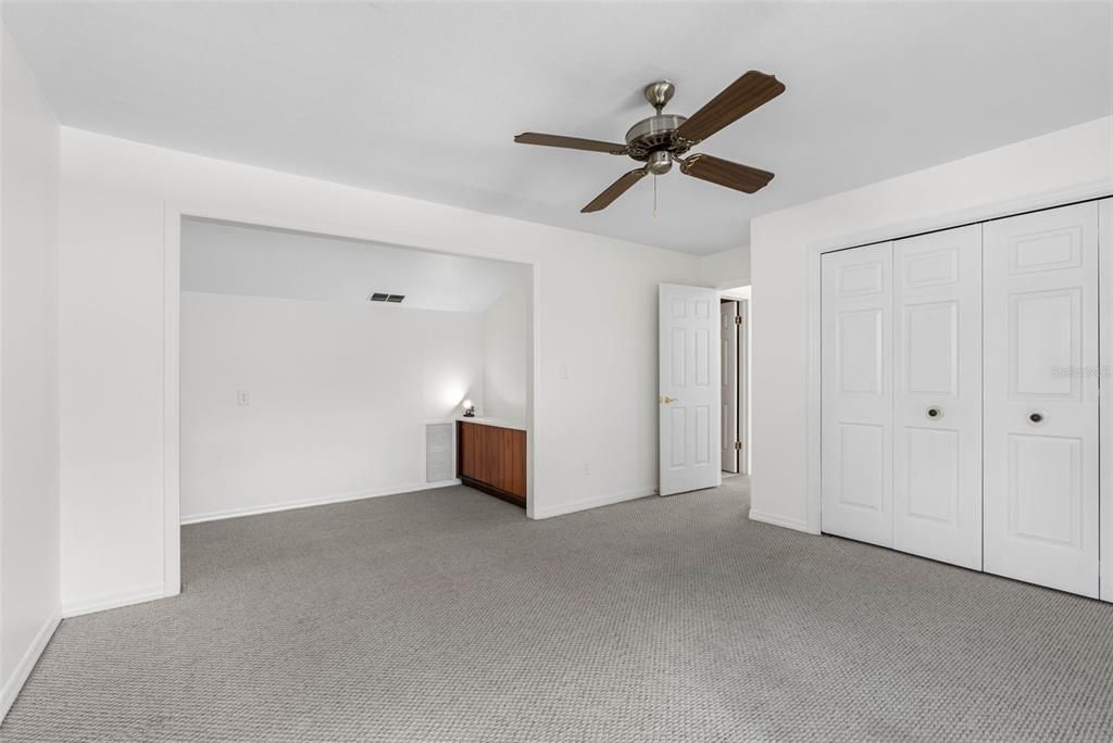 For Sale: $875,000 (3 beds, 2 baths, 2350 Square Feet)