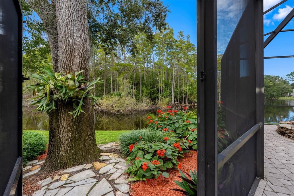 For Sale: $875,000 (3 beds, 2 baths, 2350 Square Feet)