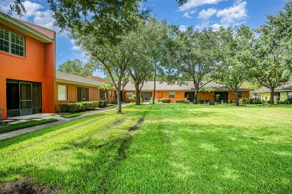 Active With Contract: $205,000 (2 beds, 1 baths, 1281 Square Feet)