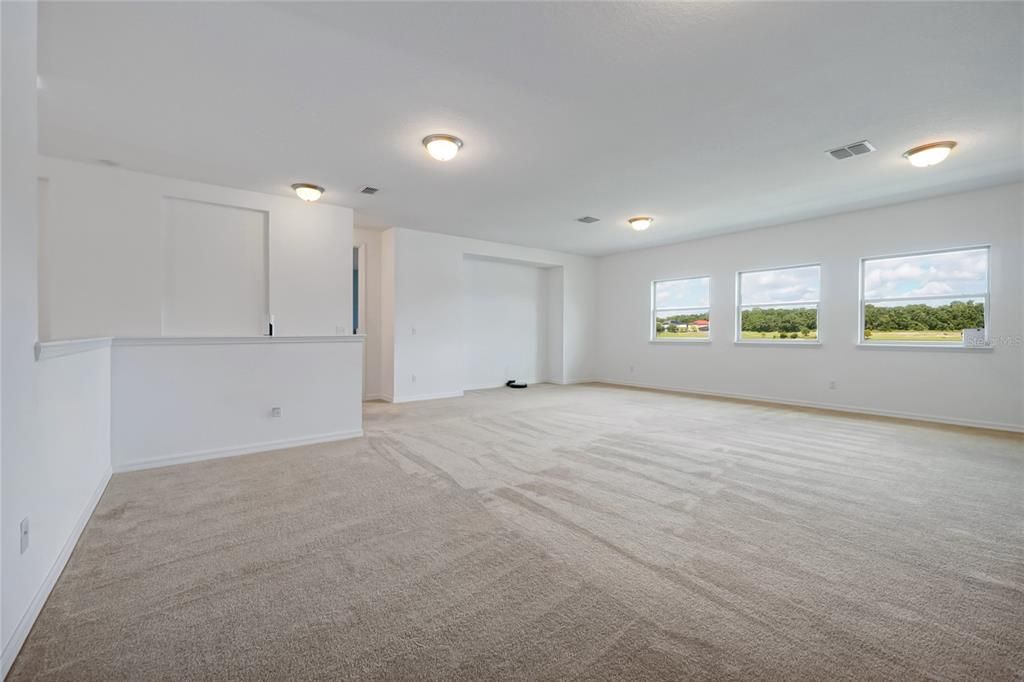 待售: $1,100,000 (7 贝兹, 5 浴室, 5075 平方英尺)