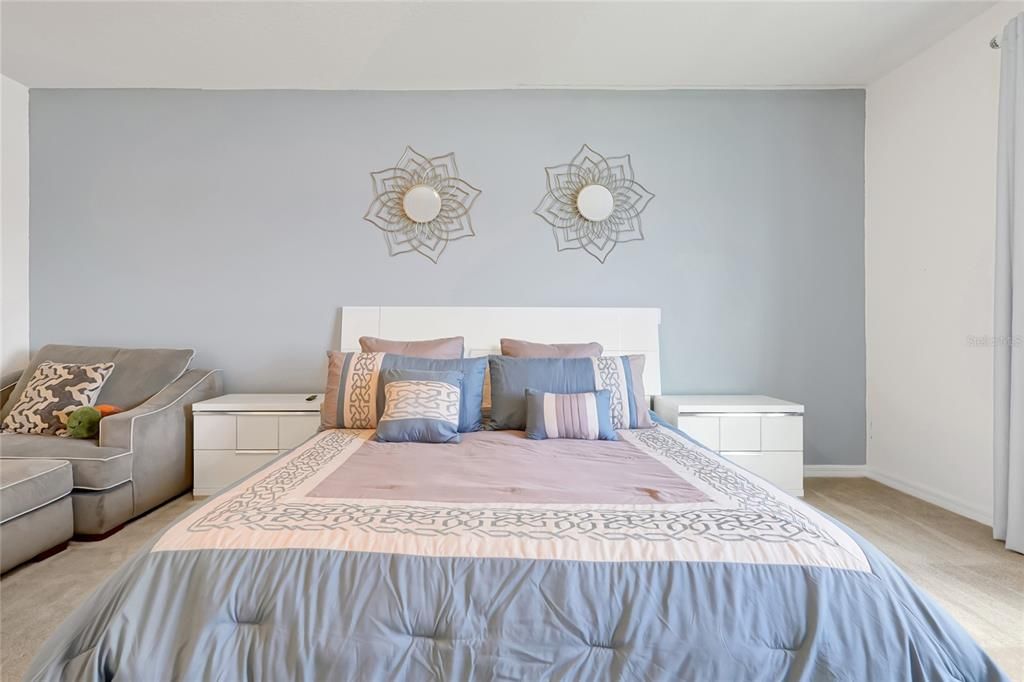 待售: $1,100,000 (7 贝兹, 5 浴室, 5075 平方英尺)