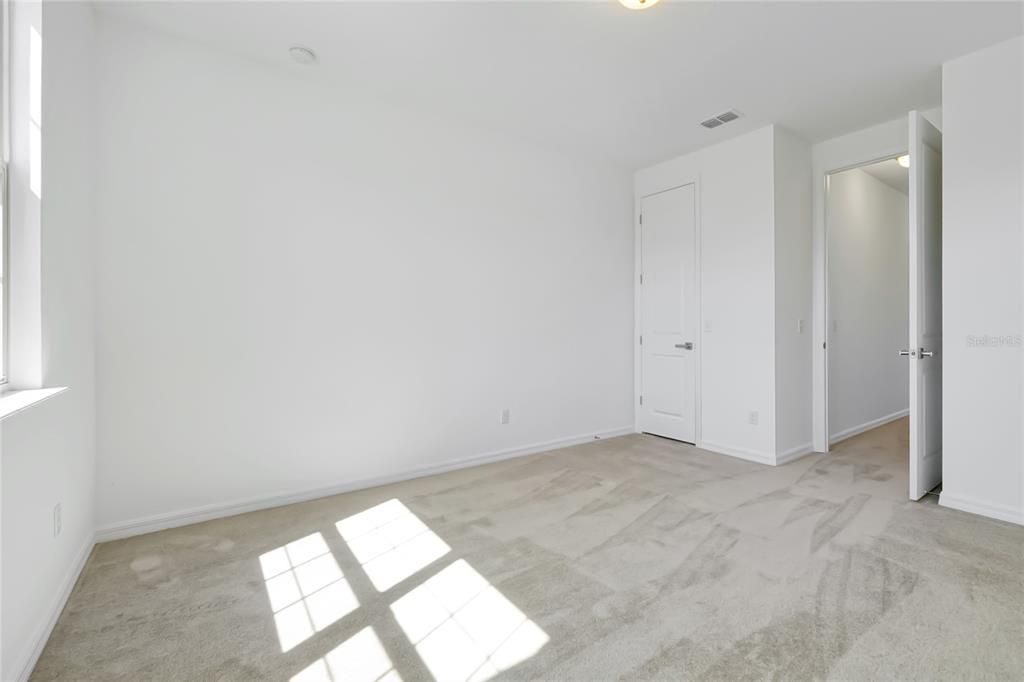 待售: $1,100,000 (7 贝兹, 5 浴室, 5075 平方英尺)