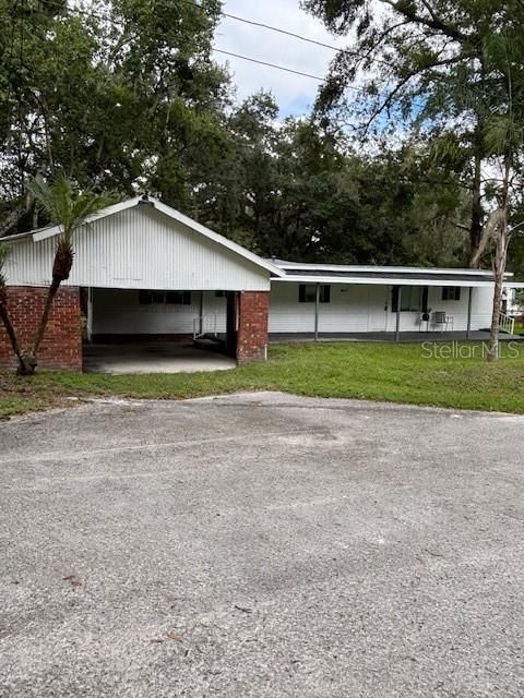 En Renta: $1,700 (3 camas, 2 baños, 800 Pies cuadrados)