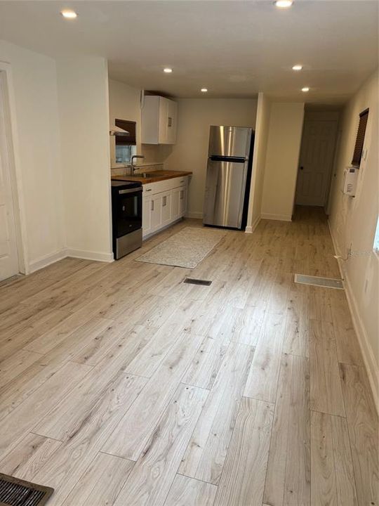 En Renta: $1,700 (3 camas, 2 baños, 800 Pies cuadrados)