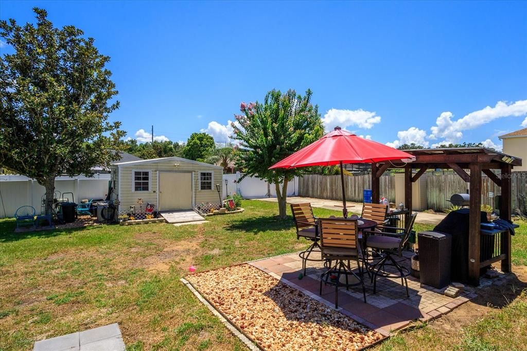 For Sale: $395,000 (3 beds, 2 baths, 1844 Square Feet)