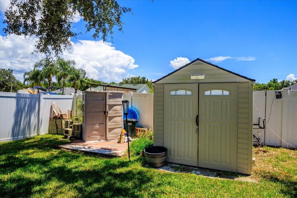 For Sale: $395,000 (3 beds, 2 baths, 1844 Square Feet)