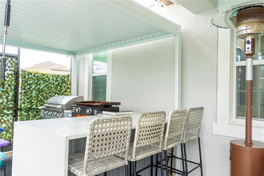 For Sale: $739,000 (3 beds, 3 baths, 2307 Square Feet)