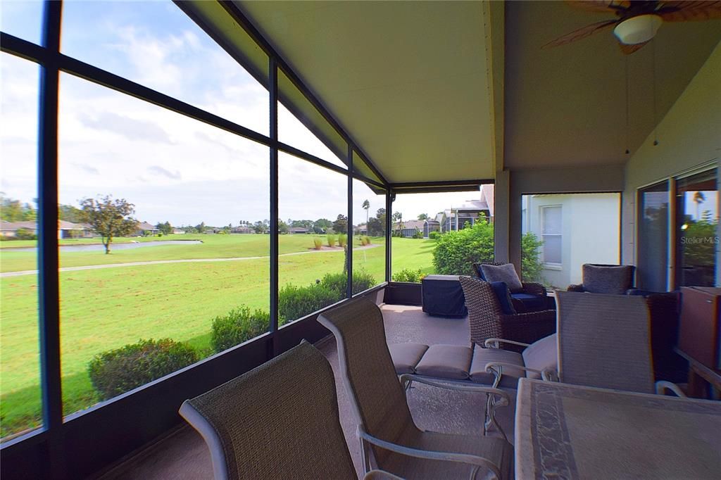 合同活跃: $355,000 (2 贝兹, 2 浴室, 1554 平方英尺)