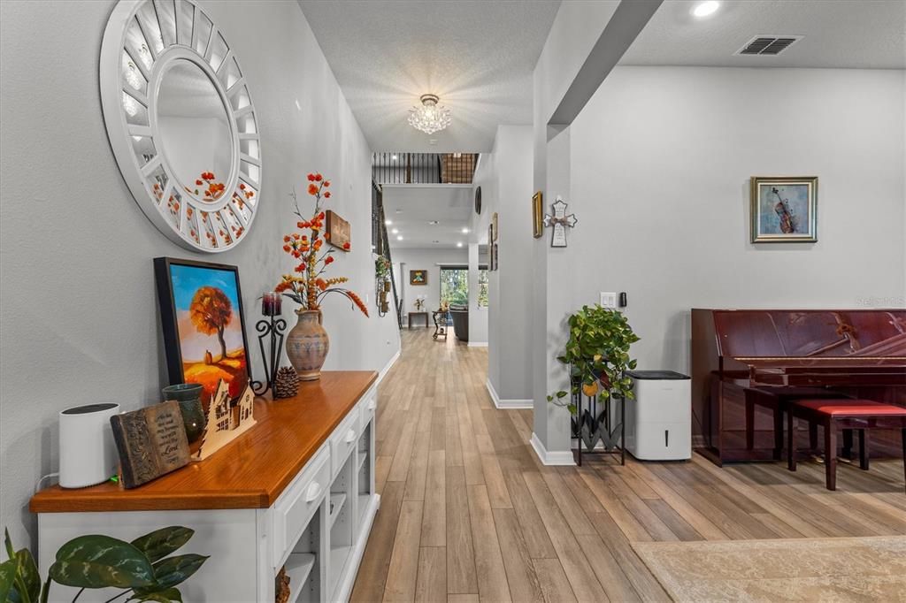 En Venta: $1,199,000 (6 camas, 4 baños, 5309 Pies cuadrados)