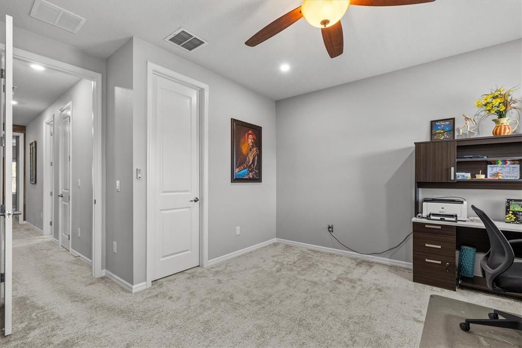 En Venta: $1,199,000 (6 camas, 4 baños, 5309 Pies cuadrados)