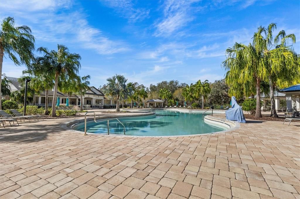 En Venta: $1,199,000 (6 camas, 4 baños, 5309 Pies cuadrados)