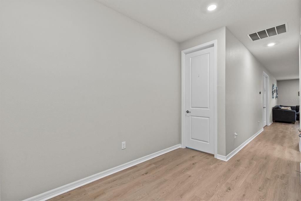 En Venta: $1,199,000 (6 camas, 4 baños, 5309 Pies cuadrados)