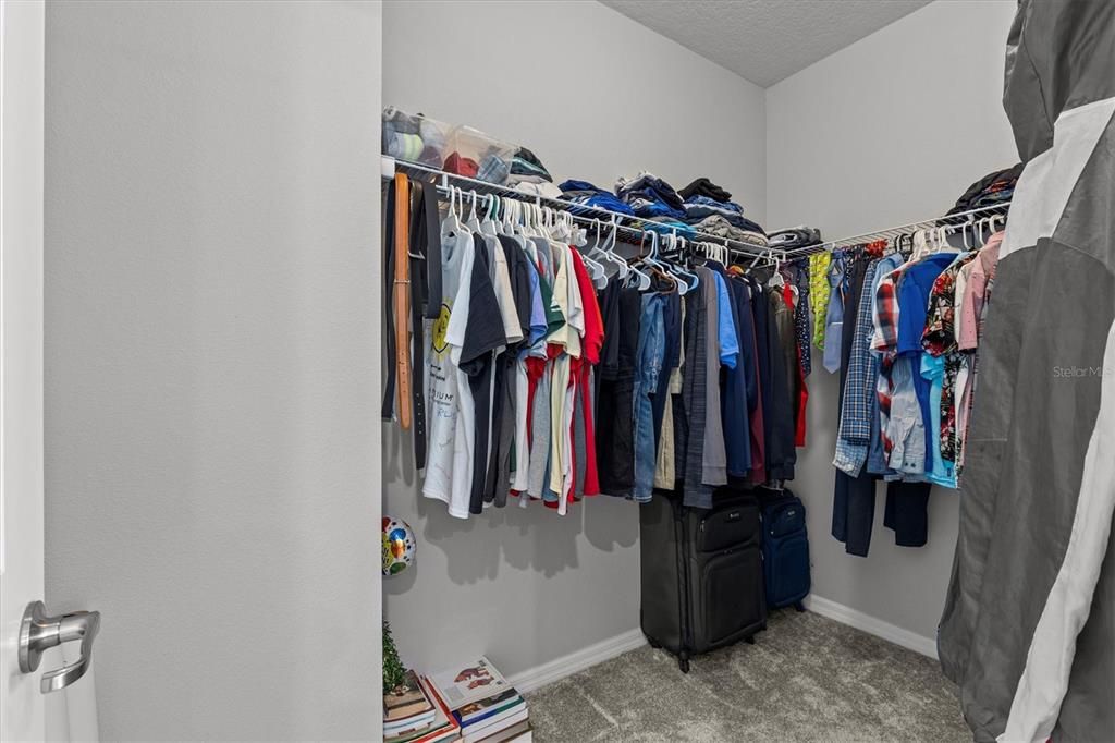 En Venta: $1,199,000 (6 camas, 4 baños, 5309 Pies cuadrados)