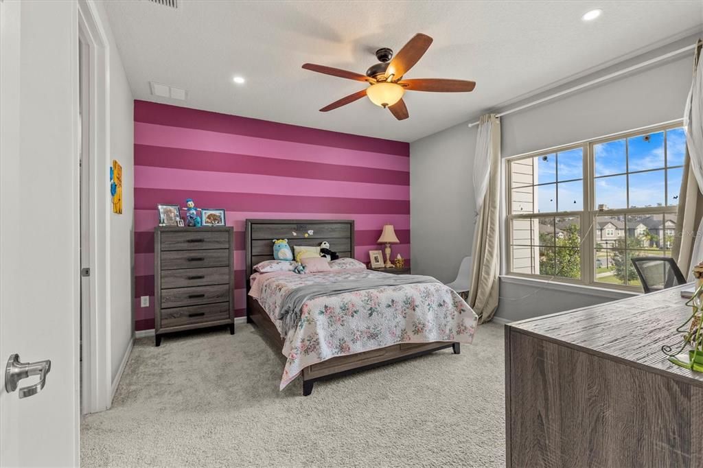 En Venta: $1,199,000 (6 camas, 4 baños, 5309 Pies cuadrados)