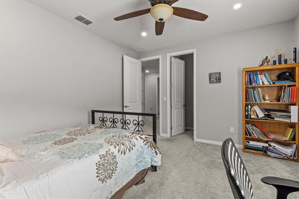 En Venta: $1,199,000 (6 camas, 4 baños, 5309 Pies cuadrados)