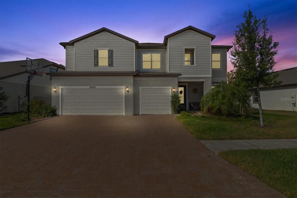 En Venta: $1,199,000 (6 camas, 4 baños, 5309 Pies cuadrados)