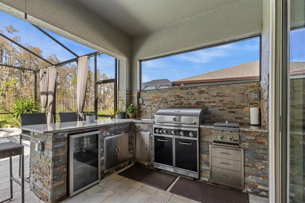 En Venta: $1,199,000 (6 camas, 4 baños, 5309 Pies cuadrados)