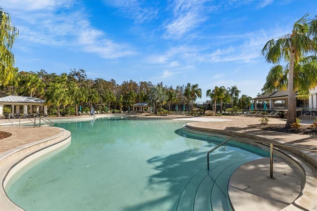 En Venta: $1,199,000 (6 camas, 4 baños, 5309 Pies cuadrados)